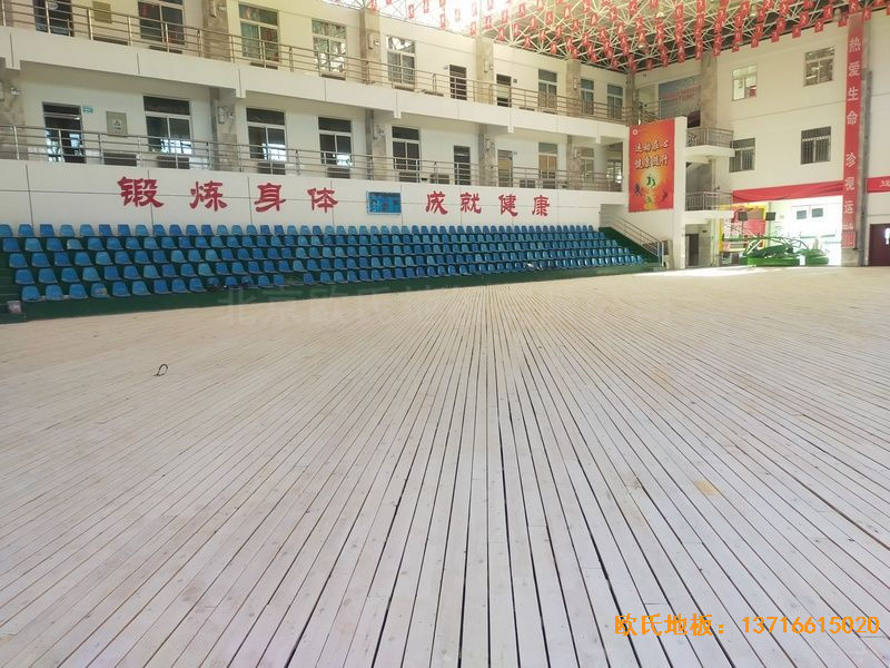 鄂尔多斯准格尔旗世纪中学运动地板铺设案例